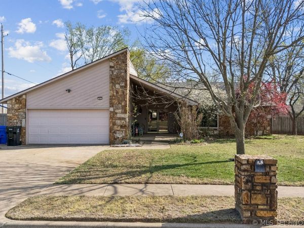 1401 W Albuquerque Street , Broken Arrow, OK 74011