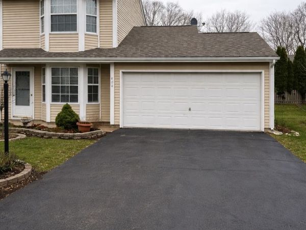 404 Lauren Lane, Island Lake, IL 60042