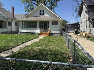 6012 Florence Boulevard, Omaha, NE 68110