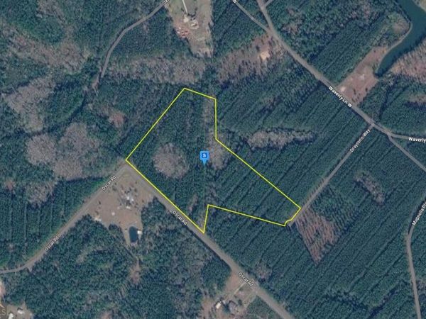 100 Oscar Road, White Oak, GA 31568