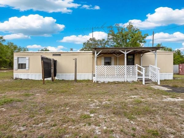 3100 NW 20th St, Bell, FL 32619