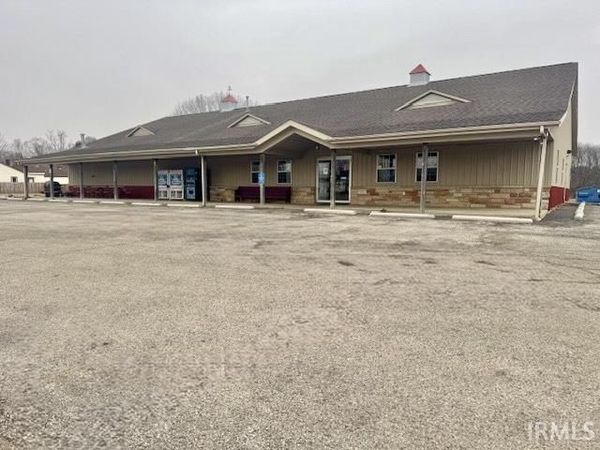 58413 Crumstown Highway, South Bend, IN 46619