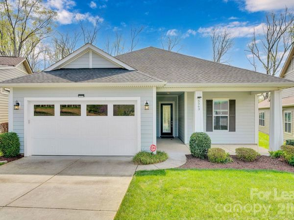 5563 Elk Knob Court, Denver, NC 28037