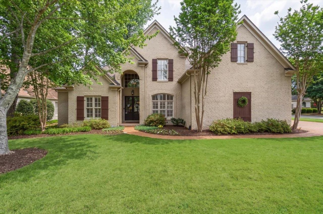166 IVY BROOK LN Collierville, TN 38017