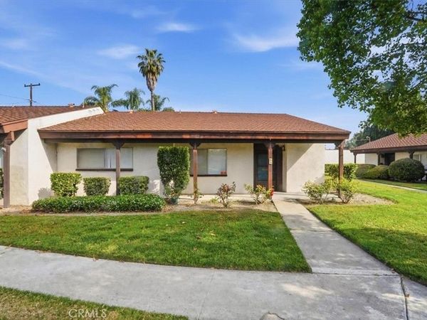 2011 W Katella, Anaheim, CA 92804