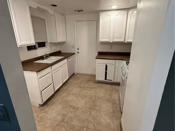 43816 C Street, Hemet, CA 92544