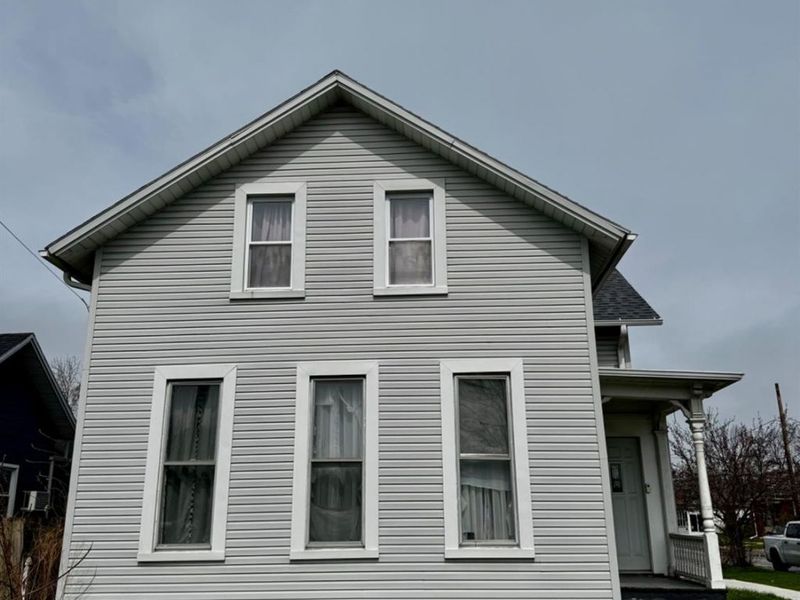 1203 W Monroe Street, Sandusky, OH 44870 Photo 2