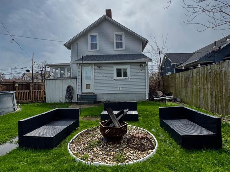 1203 W Monroe Street, Sandusky, OH 44870 Photo 6