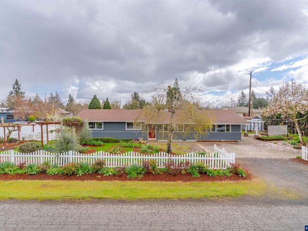 4280 Pullman Av SE, Salem, OR 97302