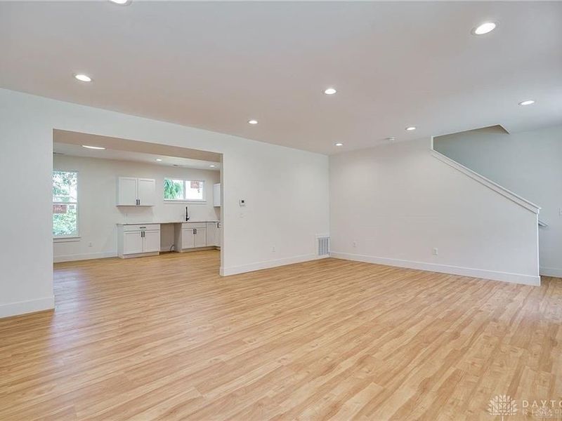 4249 Pleasant View Avenue, Dayton, OH 45420 Photo 8