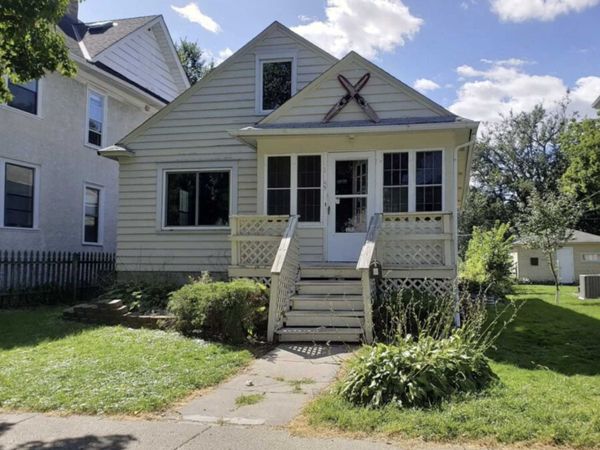 1049 23rd Avenue SE, Minneapolis, MN 55414