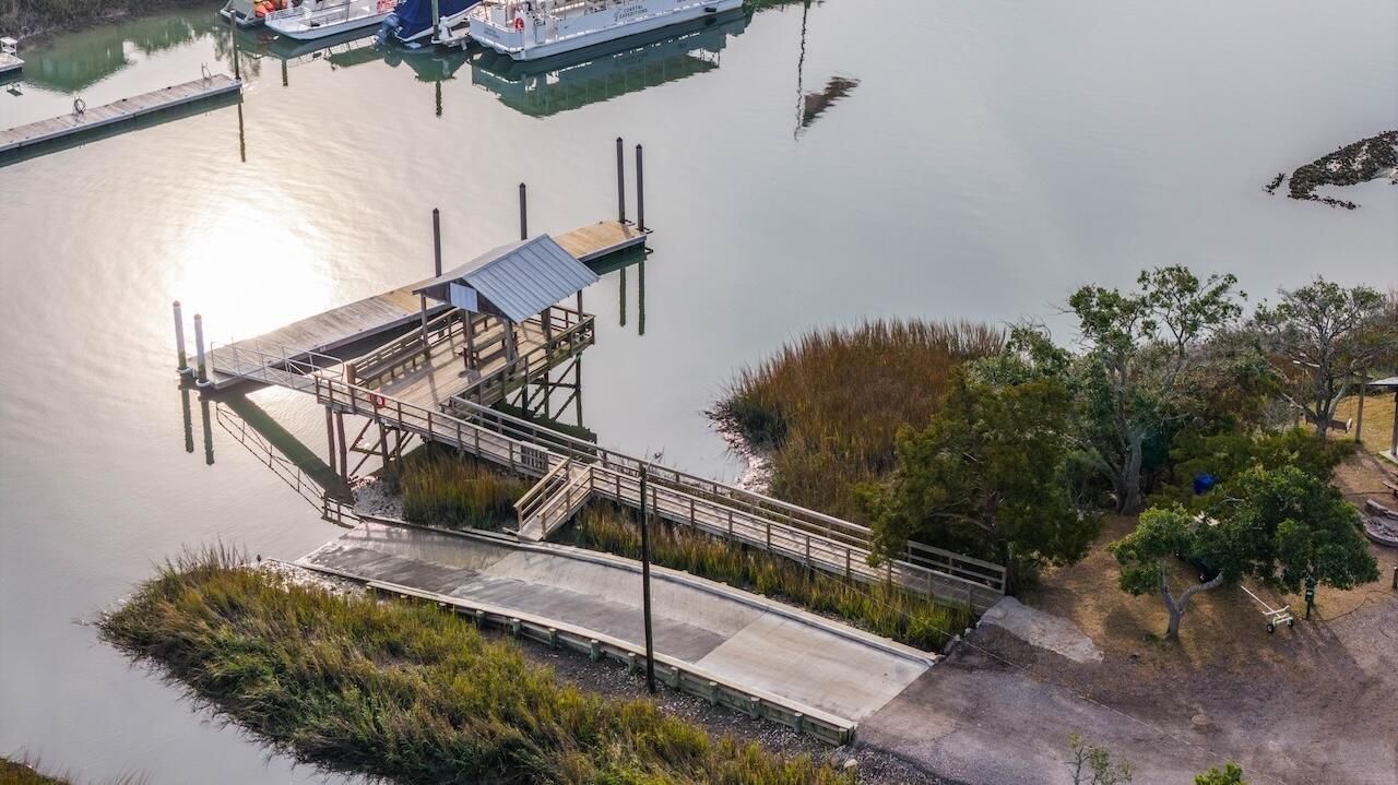 1018 Chambers Lane Photo 108