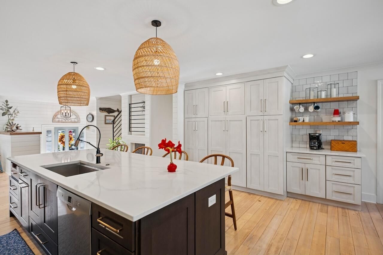 1018 Chambers Lane Photo 13