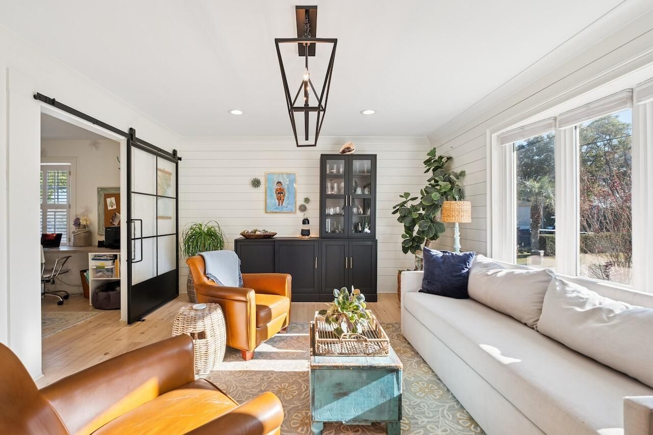 1018 Chambers Lane Photo 19