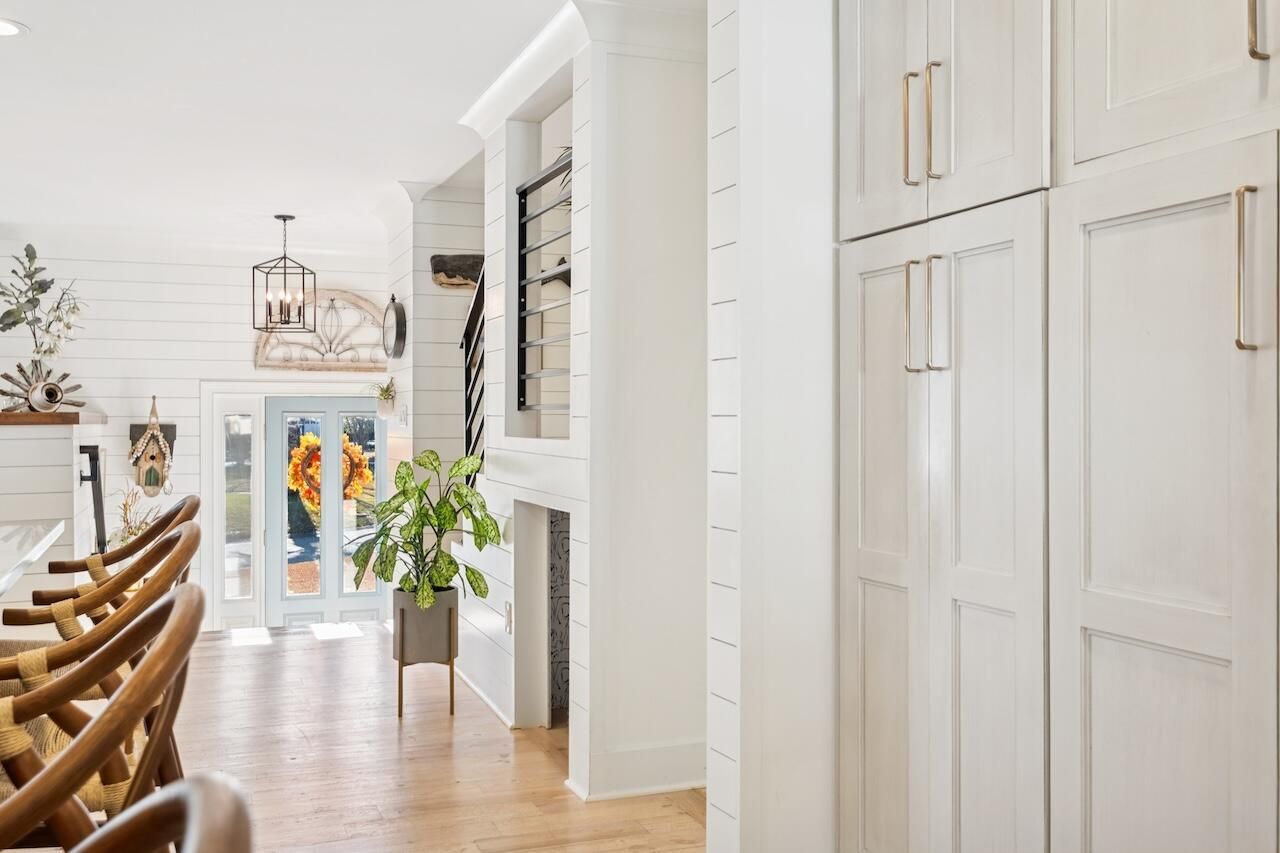 1018 Chambers Lane Photo 22