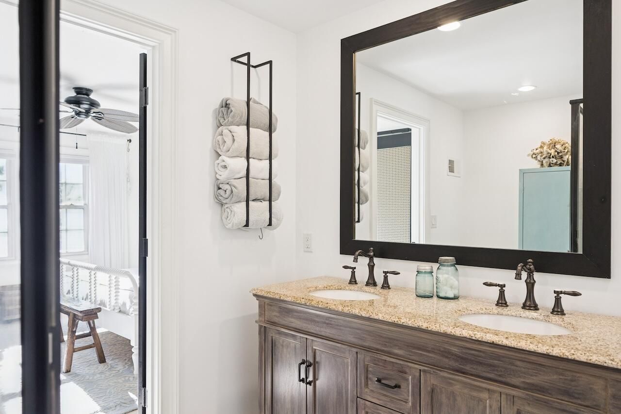 1018 Chambers Lane Photo 49