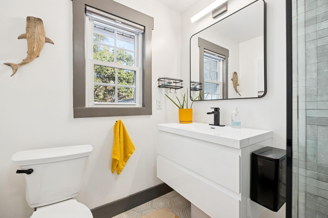 1018 Chambers Lane Photo 58