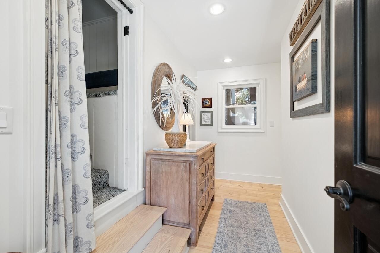 1018 Chambers Lane Photo 60