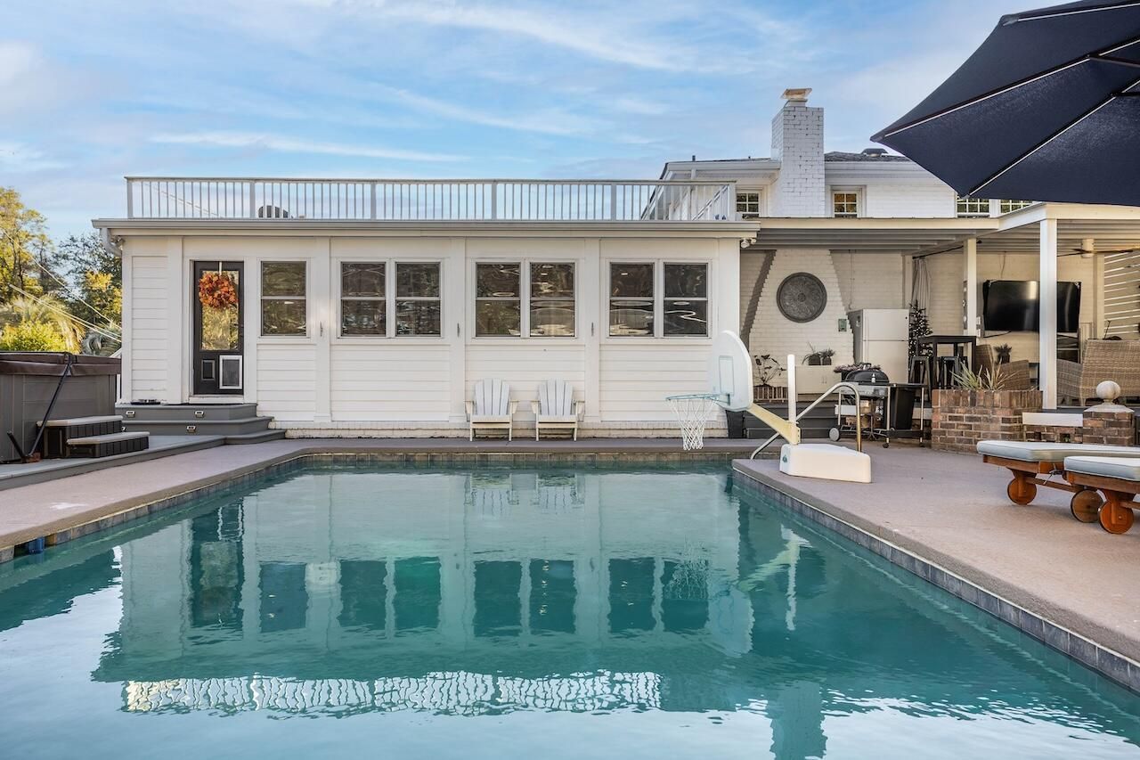 1018 Chambers Lane Photo 61