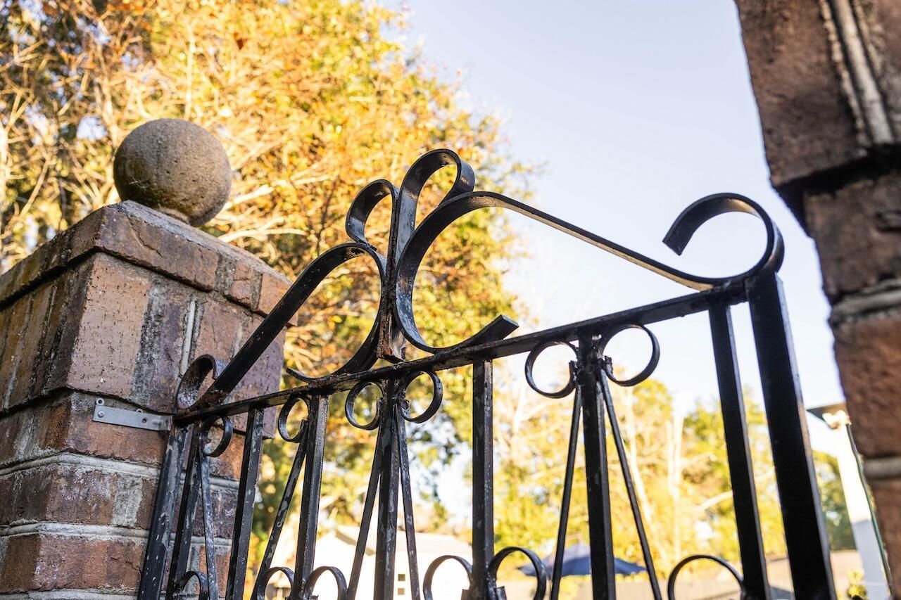 1018 Chambers Lane Photo 75