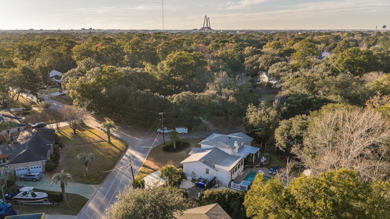 1018 Chambers Lane Photo 94