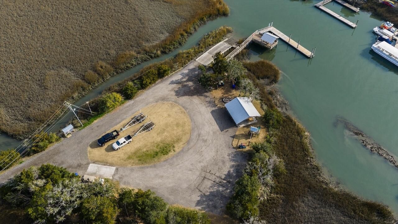 1018 Chambers Lane Photo 98