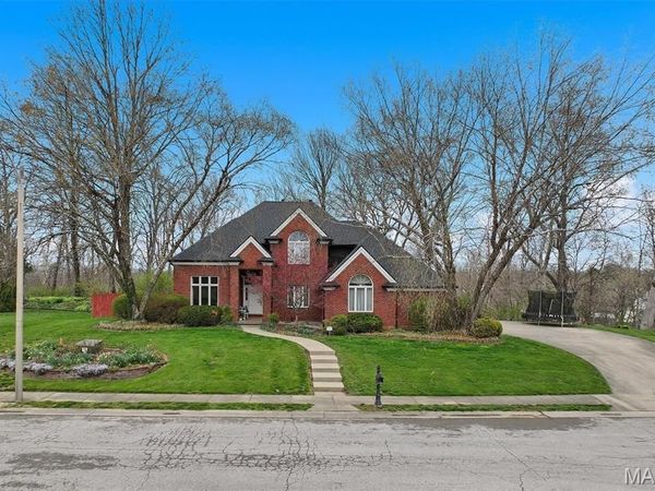 9 Hunters Point, O'Fallon, IL 62269