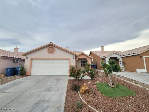 8217 Broward Lane , Las Vegas, NV 89147