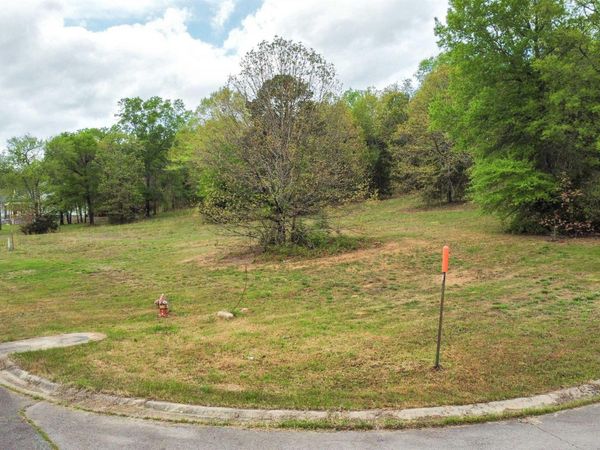 Lot 7 and 10 E Holloway Street , Morrilton, AR 72110