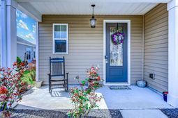 5353 Grosseto Way photo 4