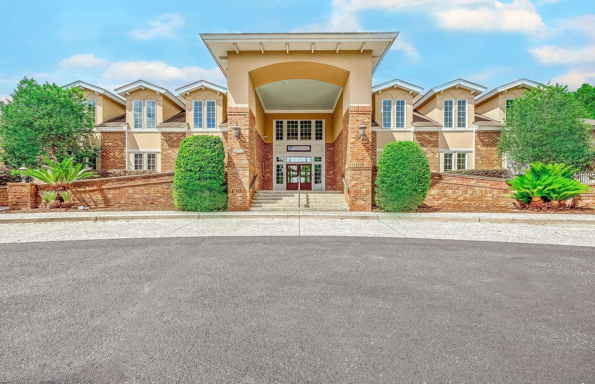 5353 Grosseto Way Photo 35