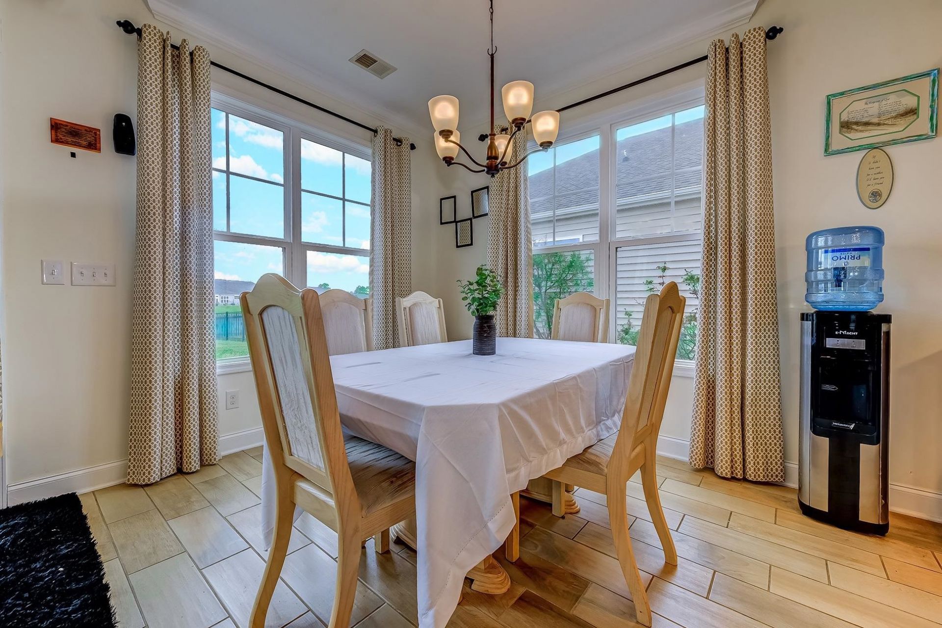 5353 Grosseto Way Photo 8