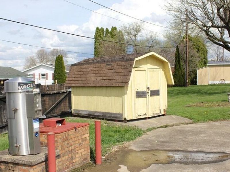 606 Mill Street , New Lexington, OH 43764 Photo 6