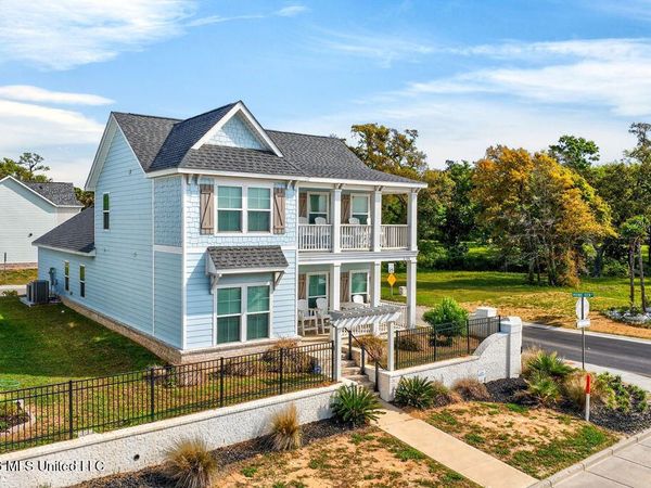 2508 Beach Boulevard, Biloxi, MS 39531