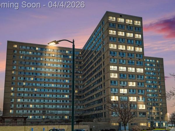 8900 E Jefferson Avenue, Detroit, MI 48214