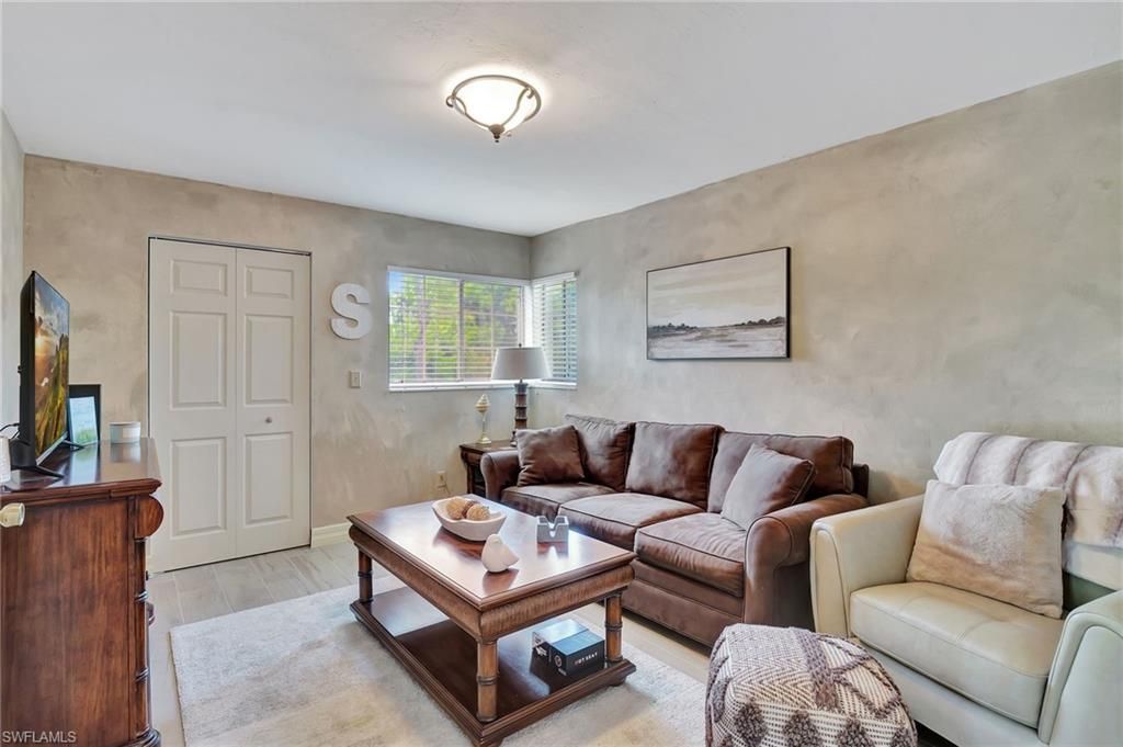 2103 Tama Cir, Unit 202, Naples, FL 34112 Photo