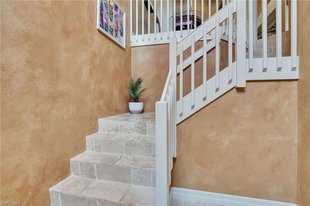 2103 Tama Cir, Unit 202, Naples, FL 34112 Photo