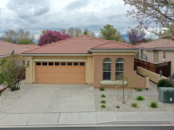 2037 Meritage Court, Sparks, NV 89434