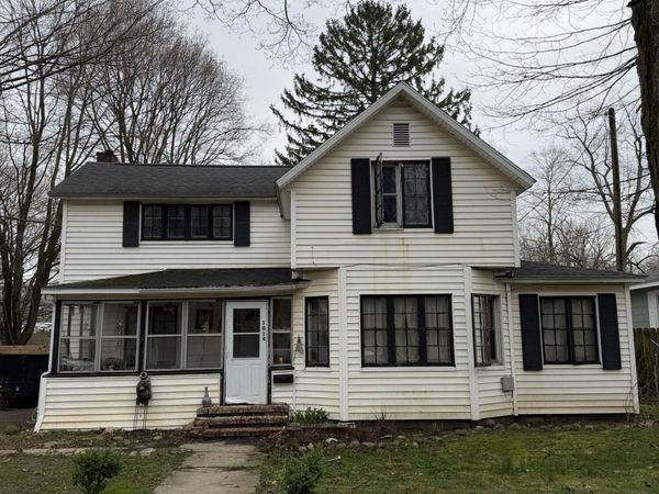 1014 Seventh Street, Three Rivers, MI 49093