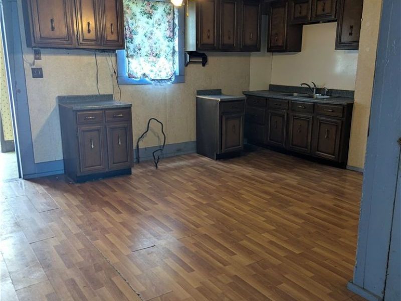 6359 Sittig Avenue , Hubbard, OH 44425 Photo 7