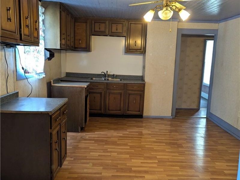 6359 Sittig Avenue , Hubbard, OH 44425 Photo 8