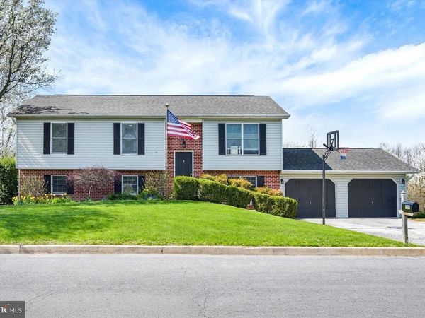 509 SHELLEYS LANE, ETTERS, PA 17319