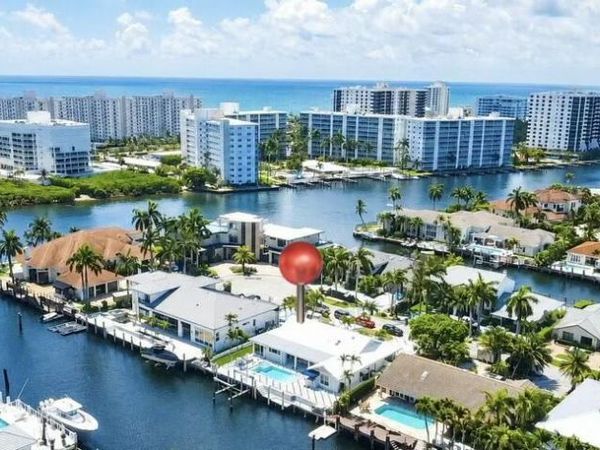 885 Nafa Drive, Boca Raton, FL 33487