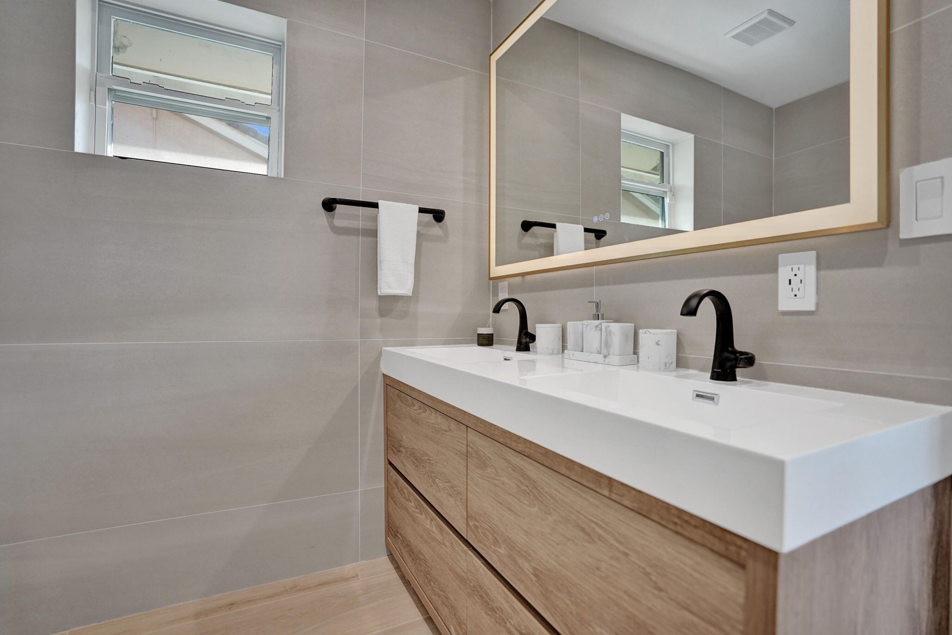 885 Nafa Drive, Boca Raton, FL 33487 Photo