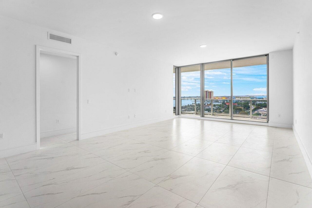 220 Lake Shore Drive, Unit 1415, Lake Park, FL 33403 Photo