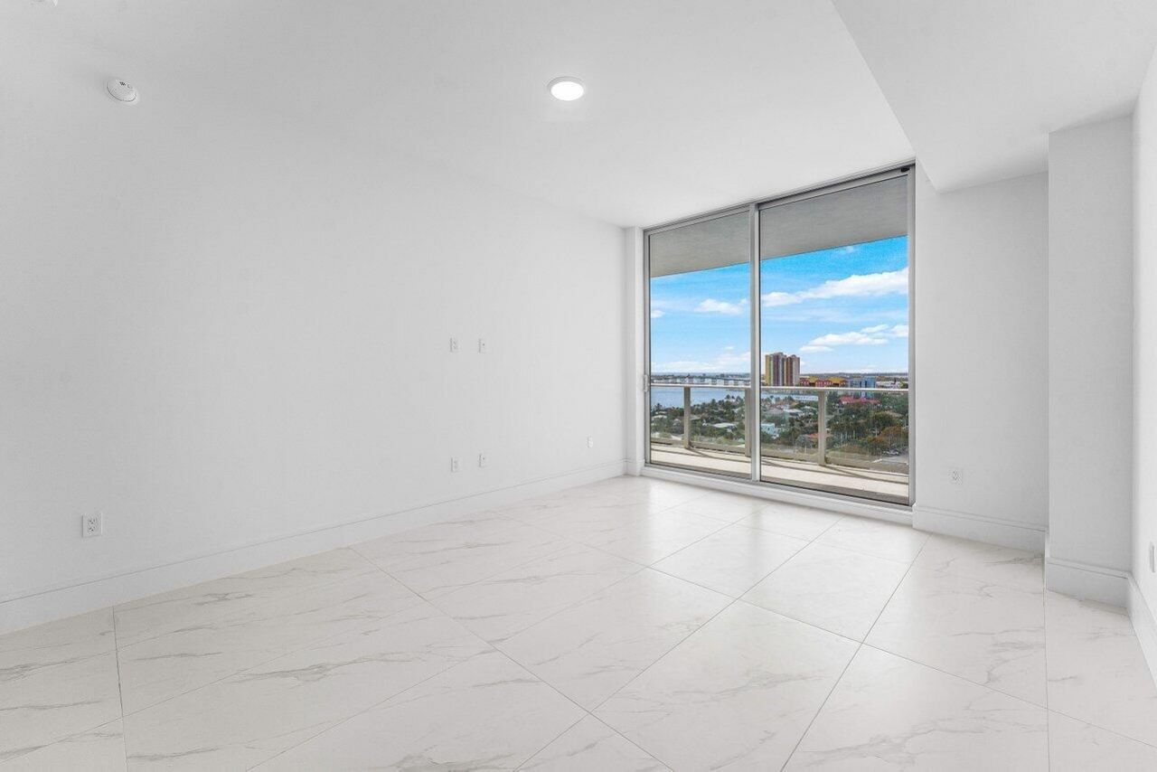 220 Lake Shore Drive, Unit 1415, Lake Park, FL 33403 Photo