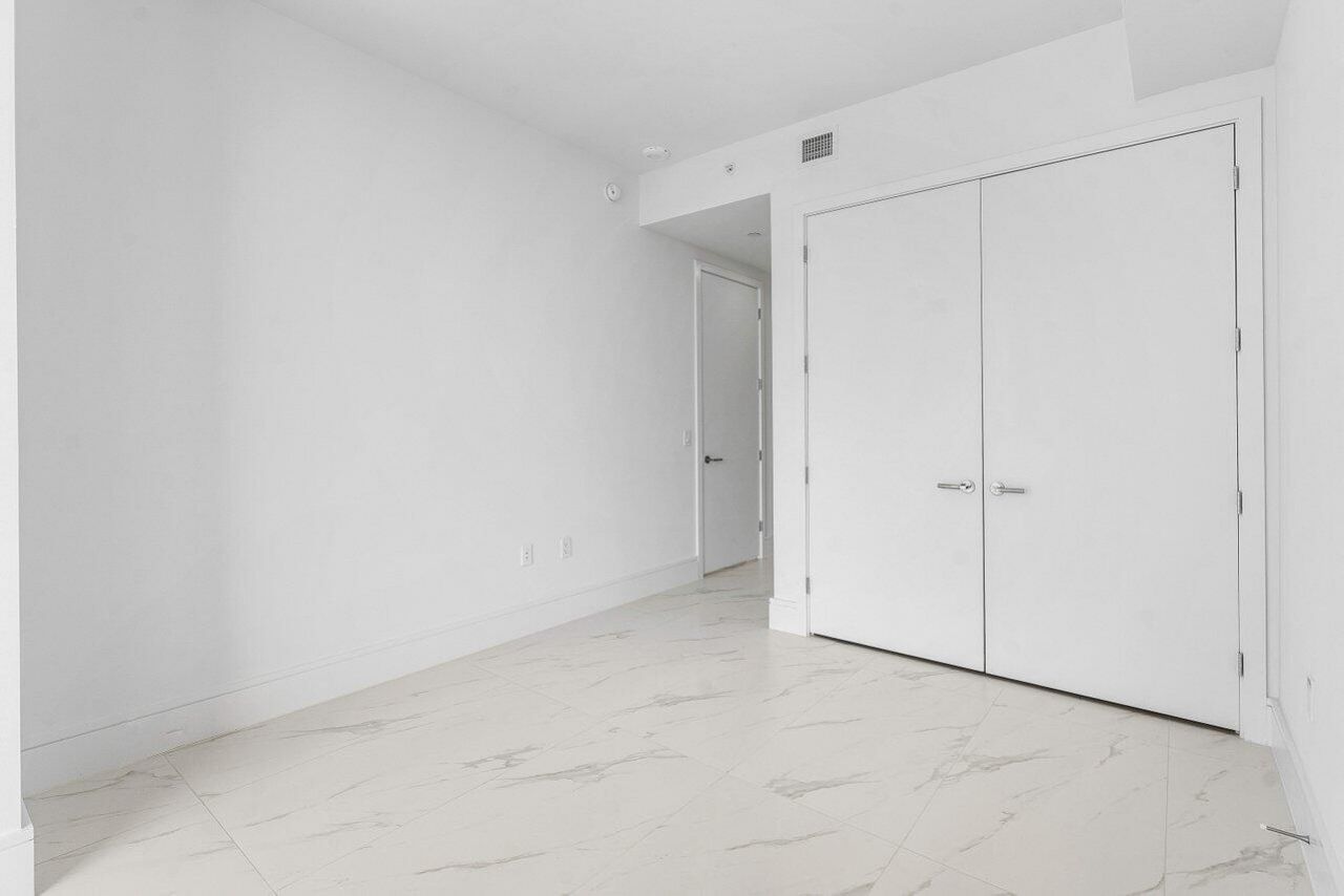 220 Lake Shore Drive, Unit 1415, Lake Park, FL 33403 Photo