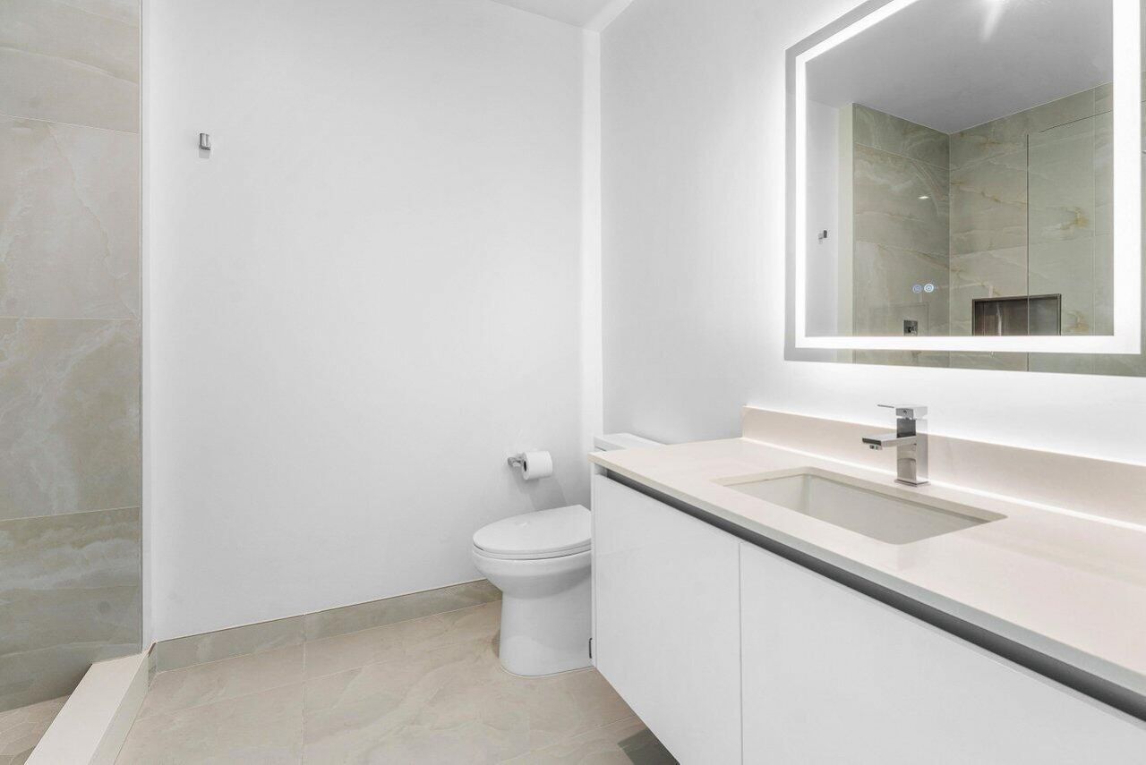 220 Lake Shore Drive, Unit 1415, Lake Park, FL 33403 Photo