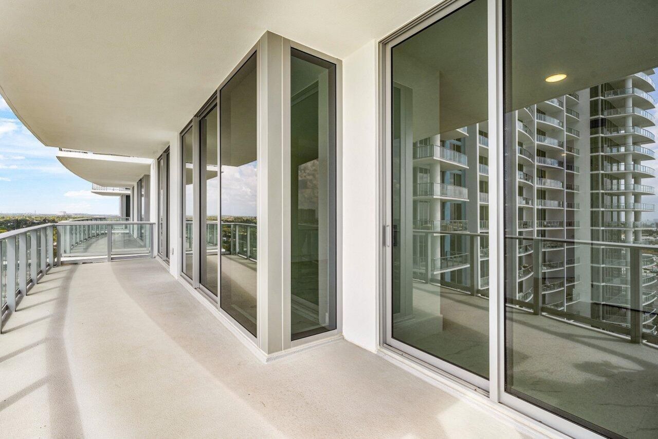 220 Lake Shore Drive, Unit 1415, Lake Park, FL 33403 Photo