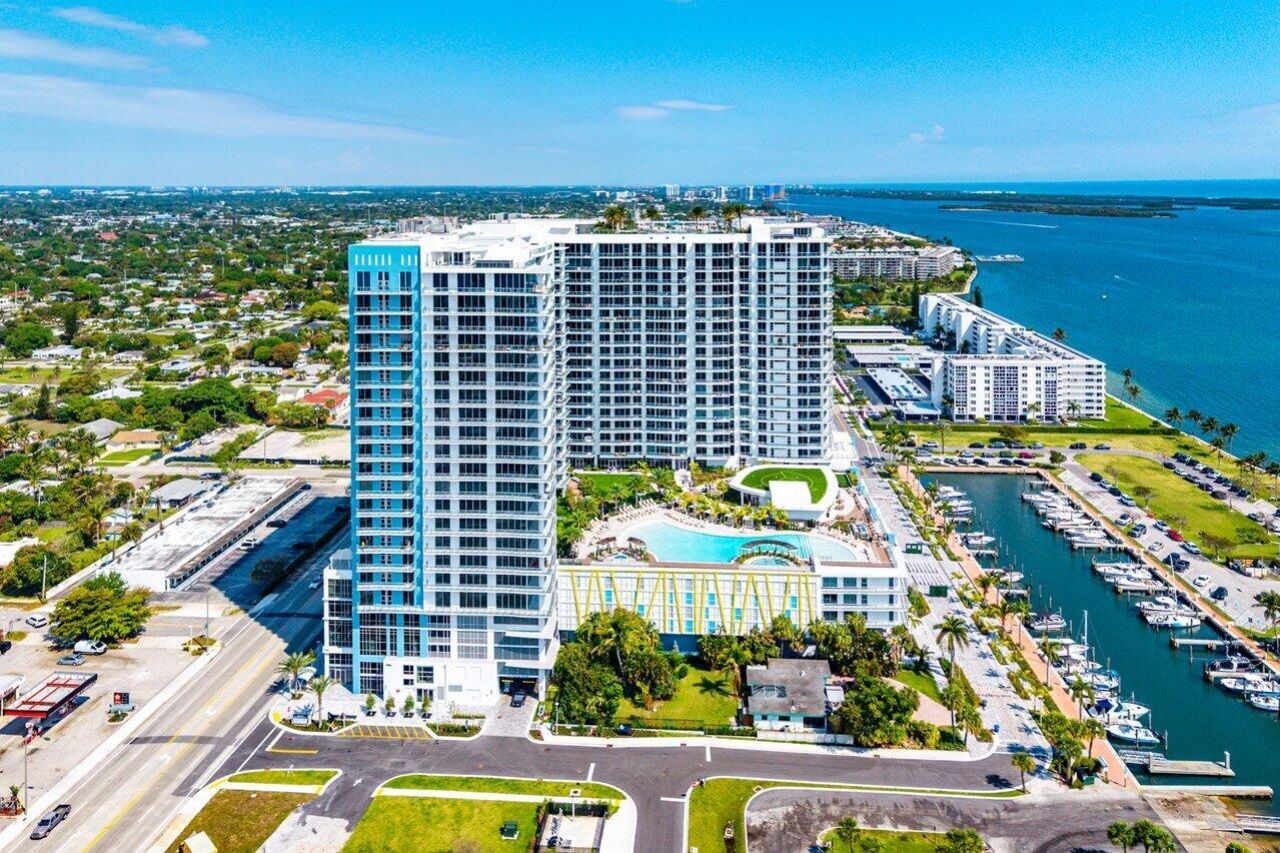 220 Lake Shore Drive, Unit 1415, Lake Park, FL 33403 Photo
